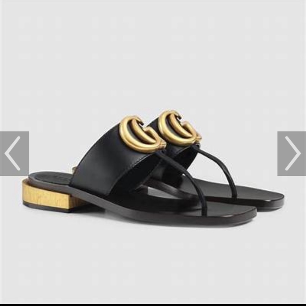 Gucci Marmont leather thong sandals. Black 8.5